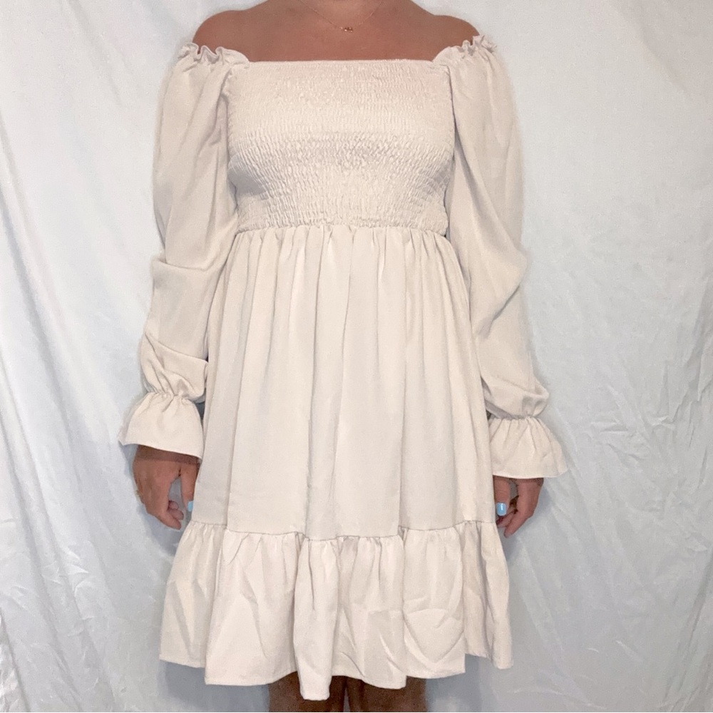Boho cream midi dress.